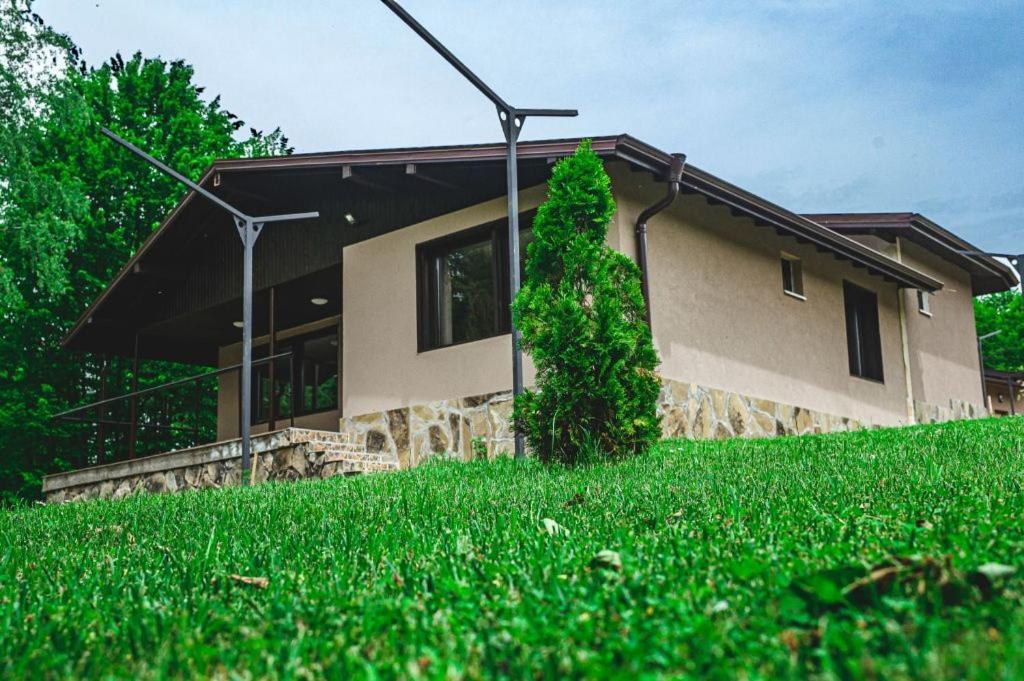 Хотелски Комплекс Саня Apriltsi  Exterior foto