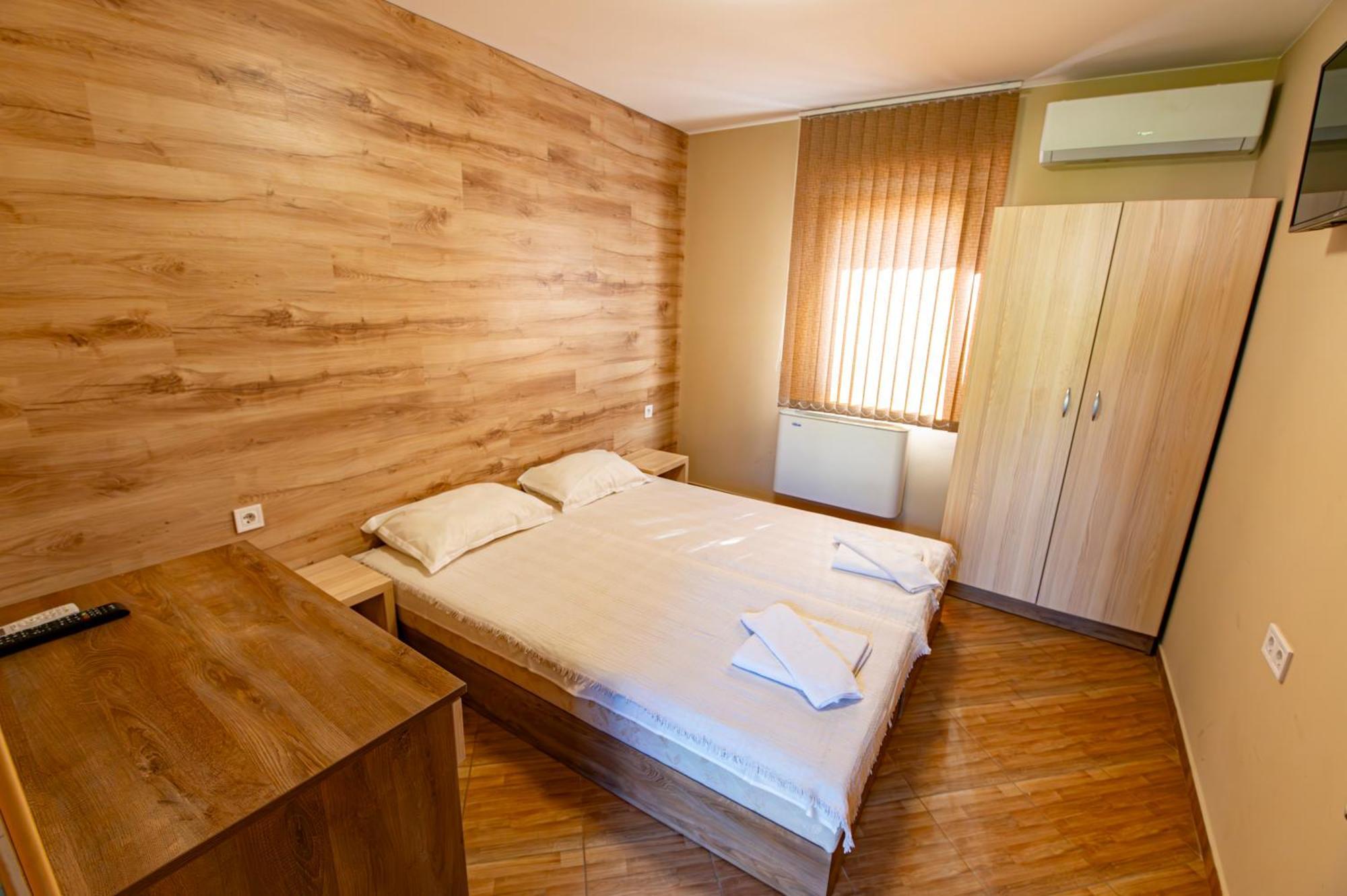 Хотелски Комплекс Саня Apriltsi  Exterior foto